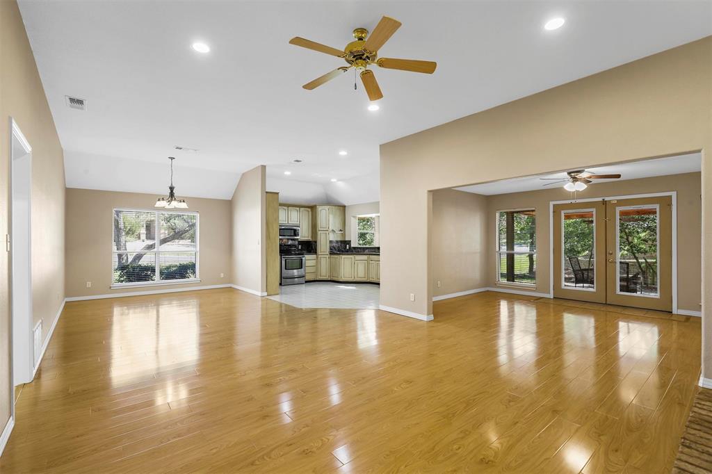 Decordova Bend Estate - Residential