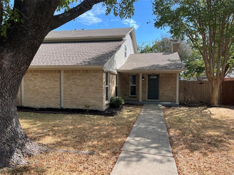 Photo of 14710 Overview Drive, Dallas, TX 75254 (MLS # 21368127)