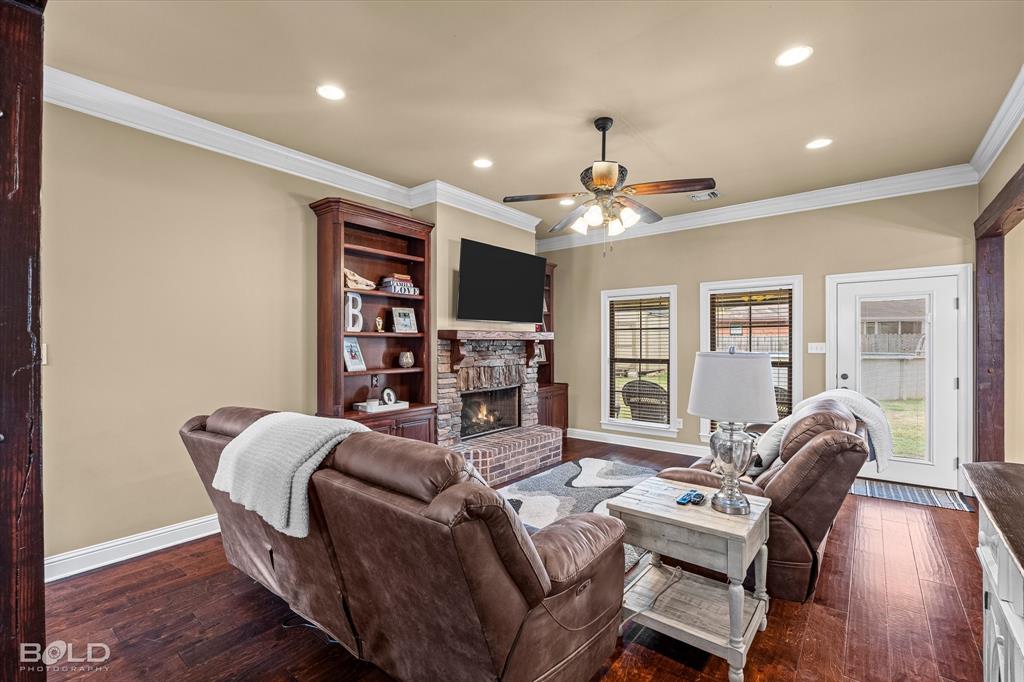 Greenwood, Louisiana 71033, United States, 3 Bedrooms Bedrooms, ,2 BathroomsBathrooms,Residential,Active,238517