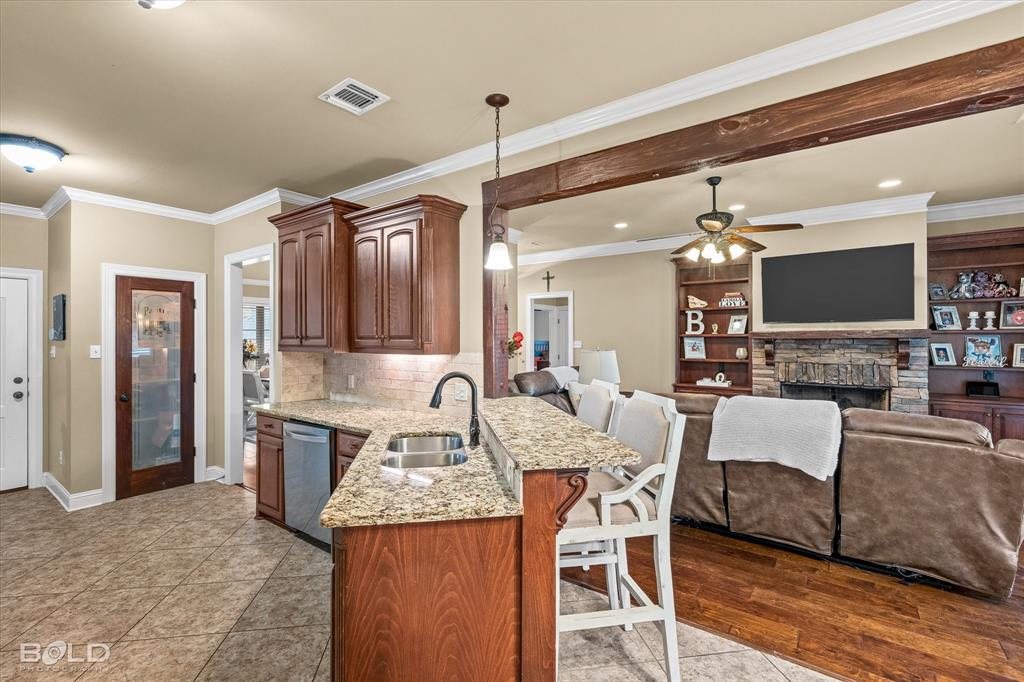 Greenwood, Louisiana 71033, United States, 3 Bedrooms Bedrooms, ,2 BathroomsBathrooms,Residential,Active,238517