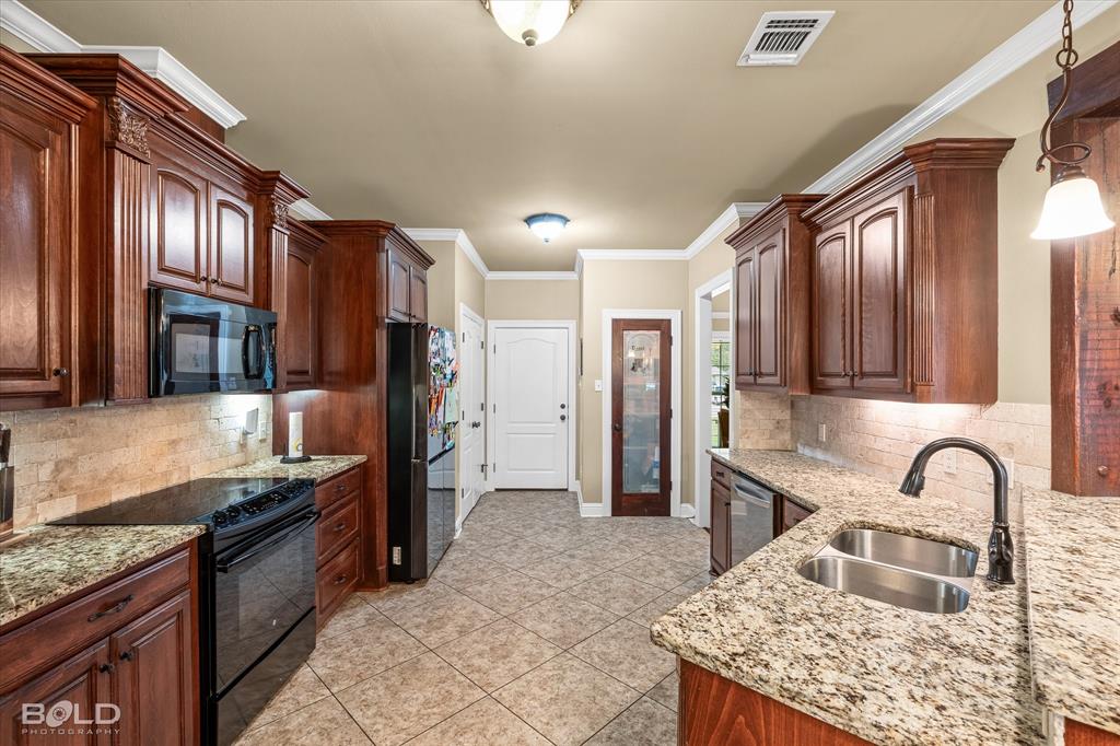 Greenwood, Louisiana 71033, United States, 3 Bedrooms Bedrooms, ,2 BathroomsBathrooms,Residential,Active,238517