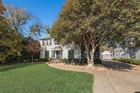 Tiny photo for 6511 Gaston Avenue, Dallas, TX 75214 (MLS # 21120590)