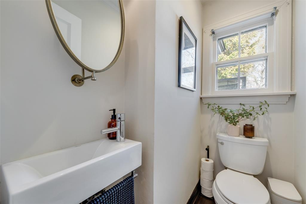 Country Club Estates - Residential Lease