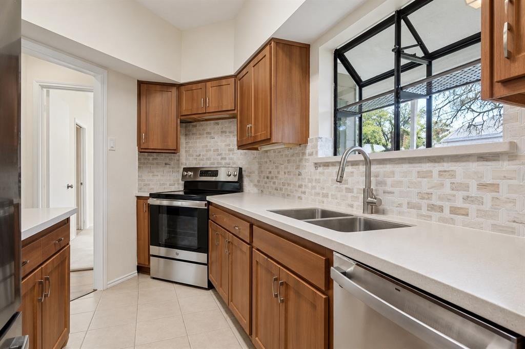 3101 Townbluff Drive 1013