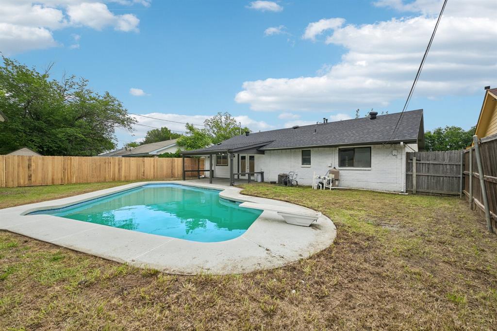 Country Club Estates - Residential