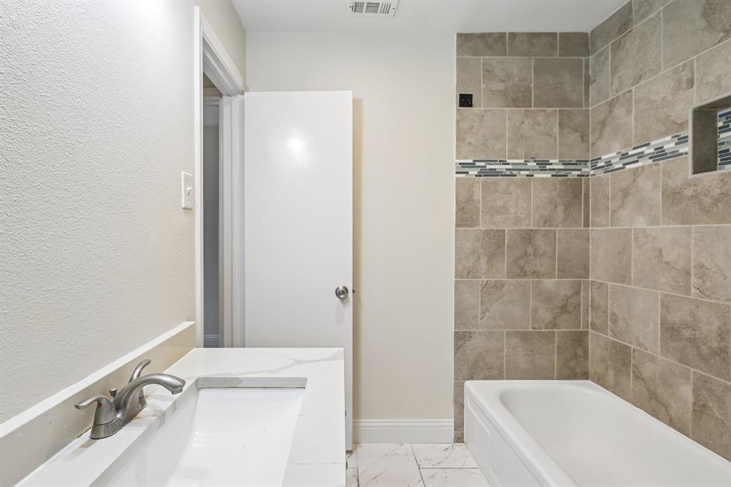Country Club Estates - Residential