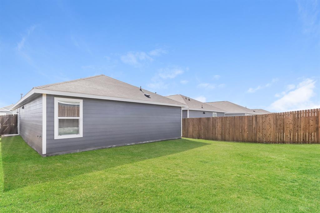 Trinity Crossing - Residential Lease