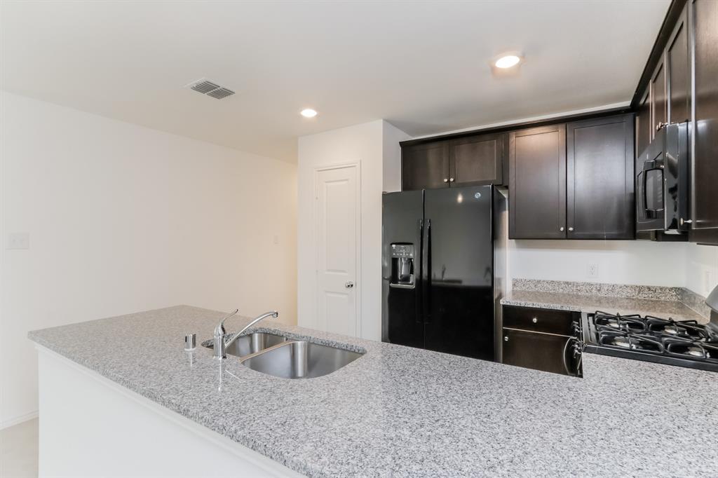 Trinity Crossing - Residential Lease