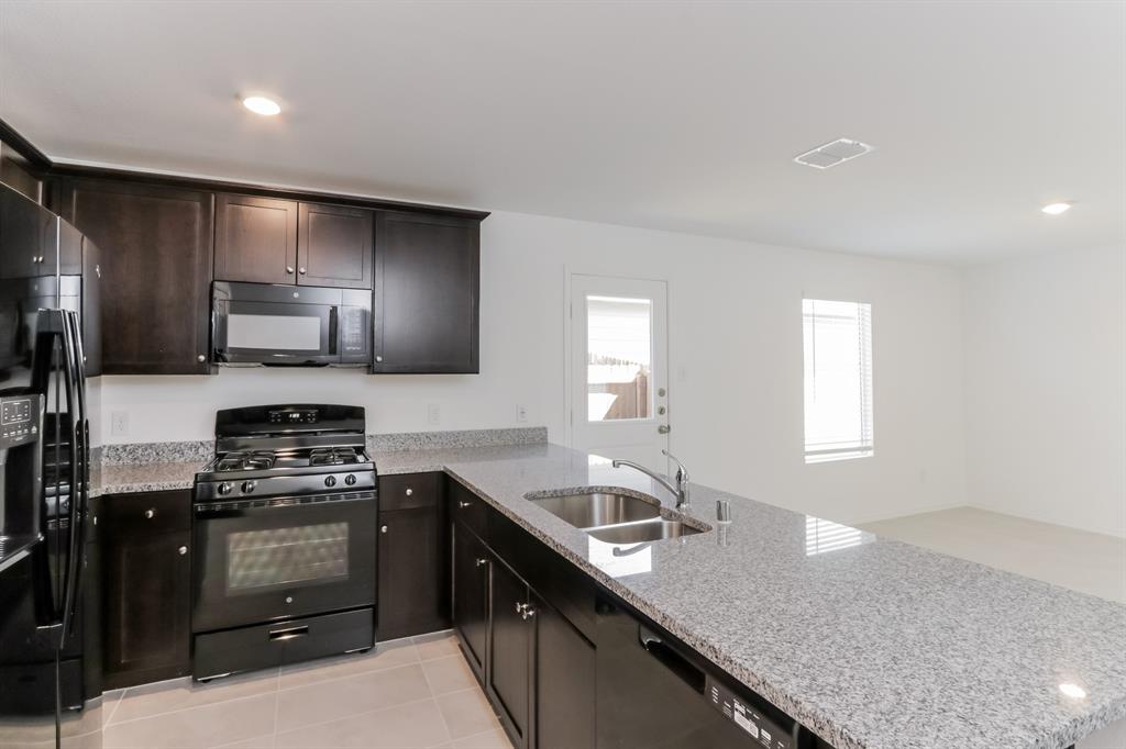 Trinity Crossing - Residential Lease