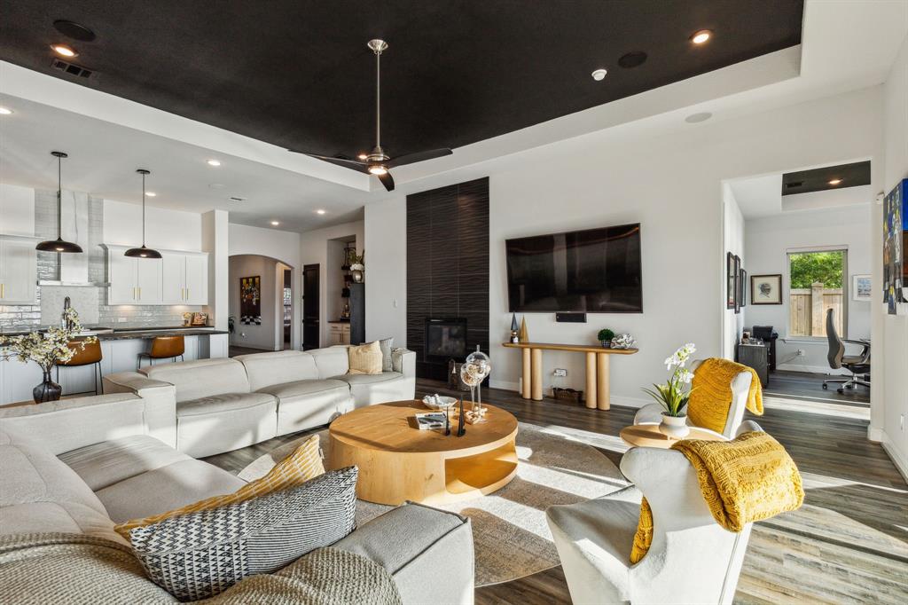 Waterford Point Phas - Residential