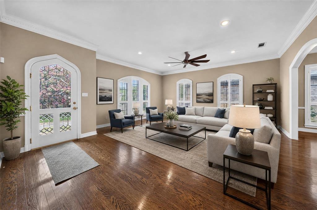 Photo of 504 Hyde Park Drive, Tyler, TX 75701 (MLS # 21375211)