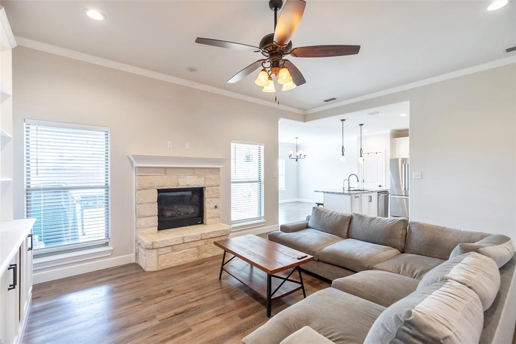 2341 Plymouth Rock Road