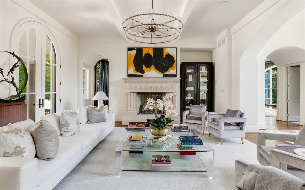 3600 Beverly Drive