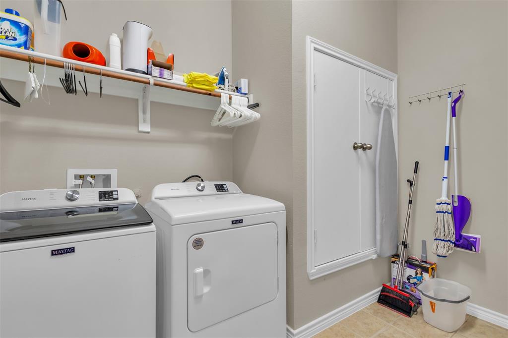 West Bend North Add - Residential