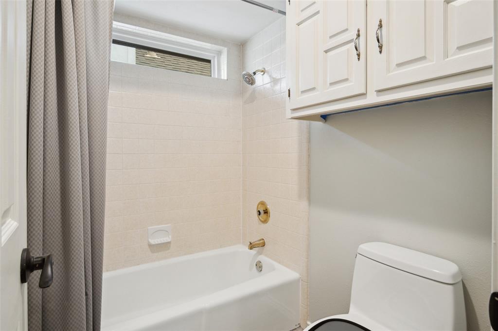 Chapel Vly 2 - Residential Lease