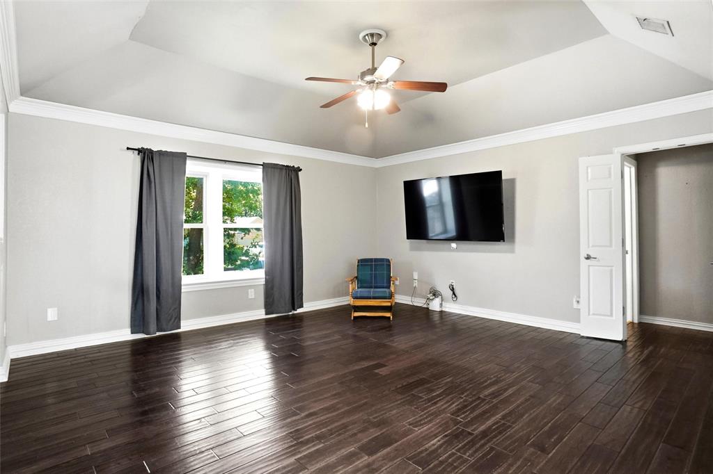 6813 Parkwood Drive