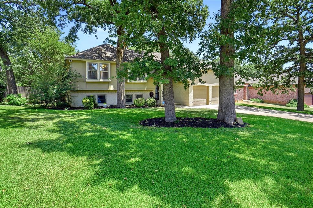 6813 Parkwood Drive