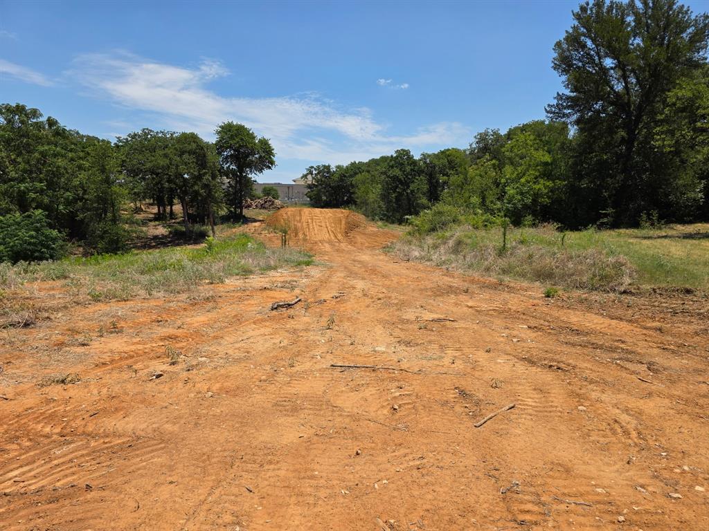 6 Delano Court
