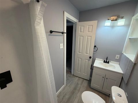 Tiny photo for 714 SW Dallas Street, Grand Prairie, TX 75051 (MLS # 21321983)