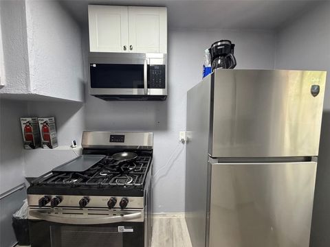Tiny photo for 714 SW Dallas Street, Grand Prairie, TX 75051 (MLS # 21321983)