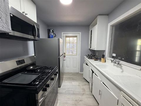 Tiny photo for 714 SW Dallas Street, Grand Prairie, TX 75051 (MLS # 21321983)
