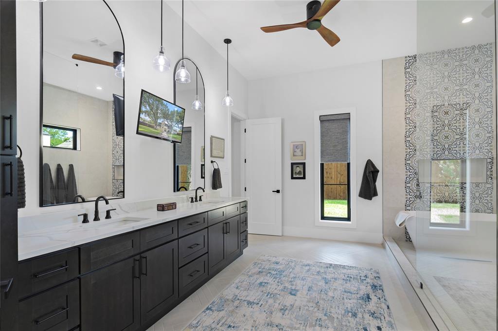 Schreiber Manor 01 Inst - Residential