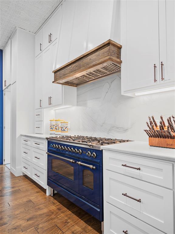 Schreiber Manor 01 Inst - Residential