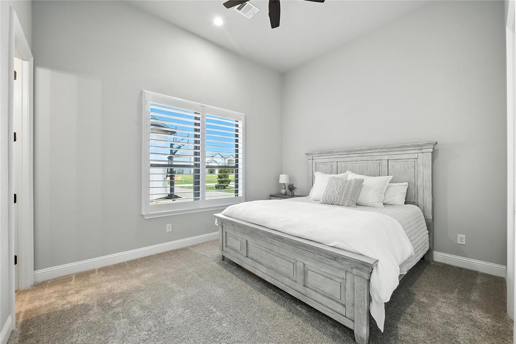 Flower Mound, Texas 75022, United States, 4 Bedrooms Bedrooms, ,5 BathroomsBathrooms,Residential,Pending,159850