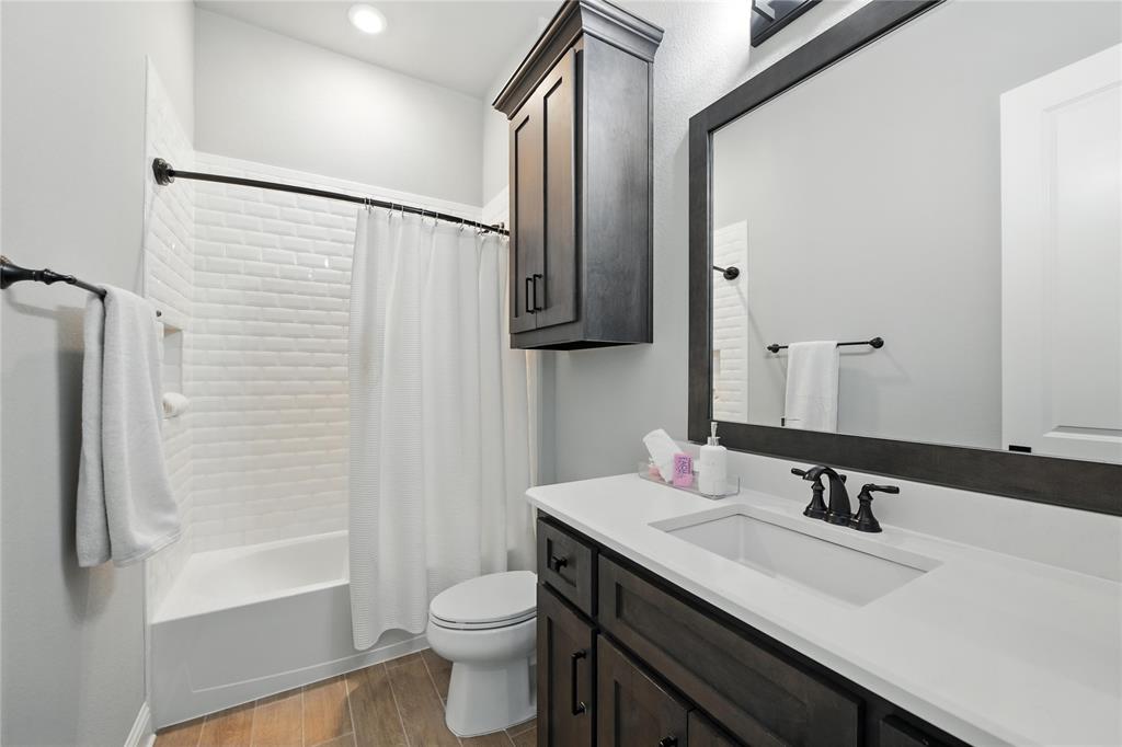 Flower Mound, Texas 75022, United States, 4 Bedrooms Bedrooms, ,5 BathroomsBathrooms,Residential,Pending,159850