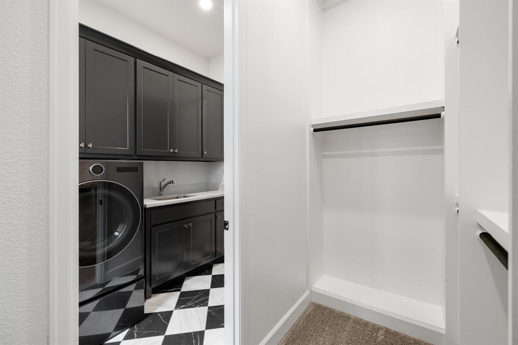 Westbury Tribute Ph 6 - Residential