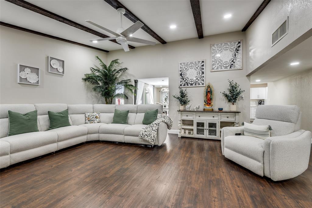 2109 Lewis Trail