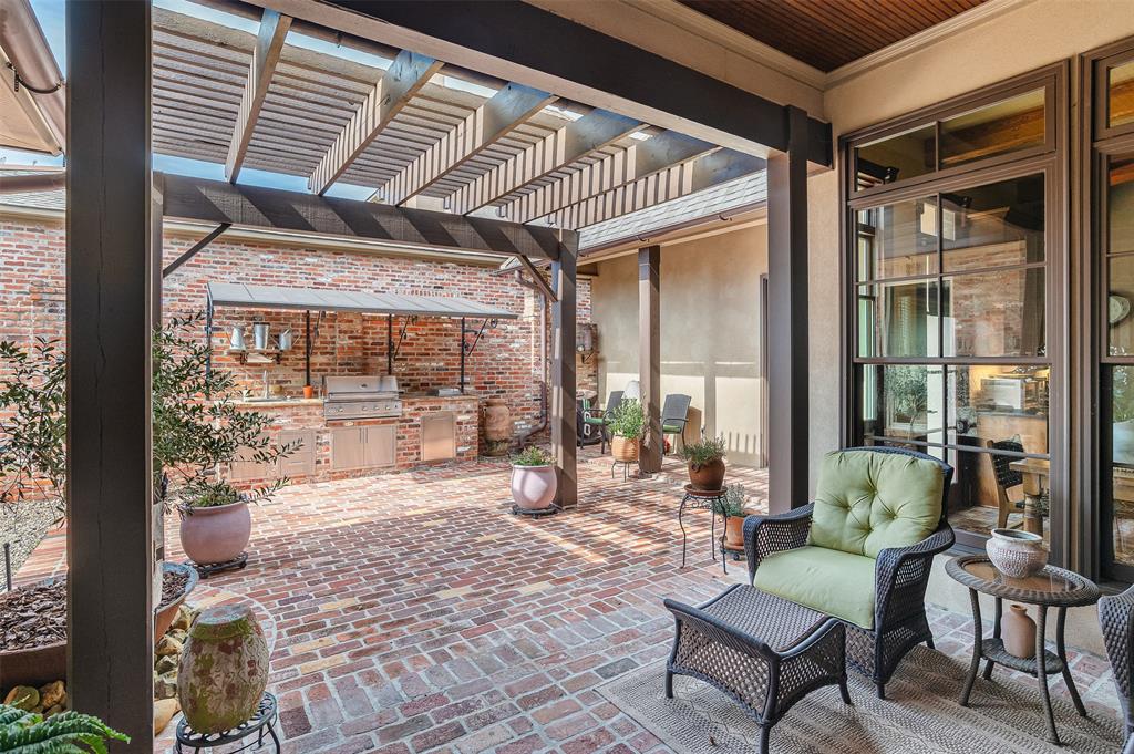 Oak Alley - Residential