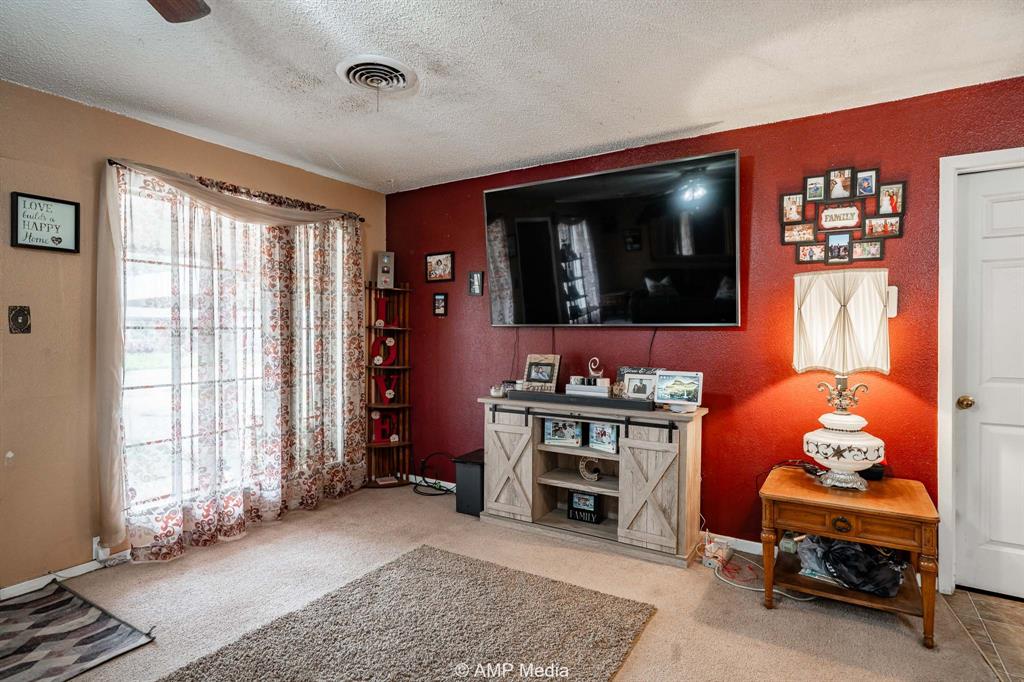 507 Hill Circle