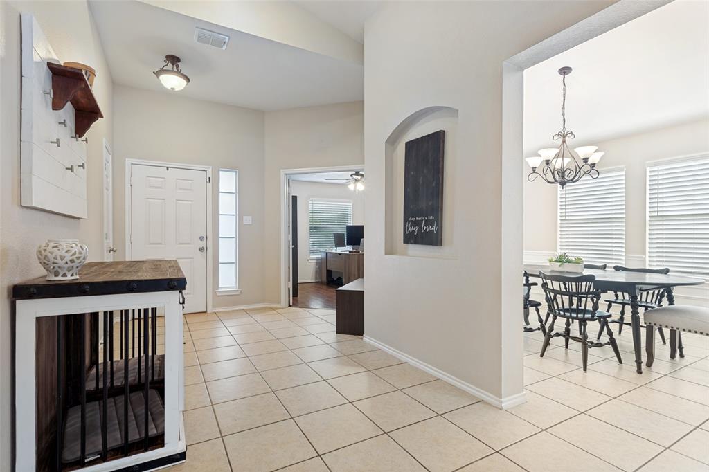 1303 Fayette Court