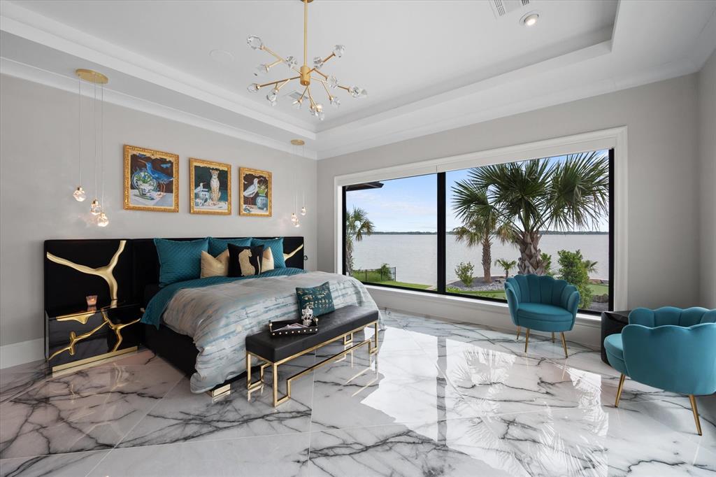 Diamond Point - Residential