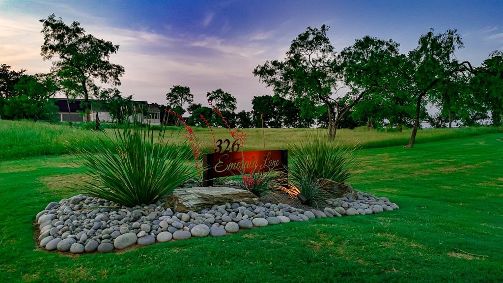 Diamond Point - Residential