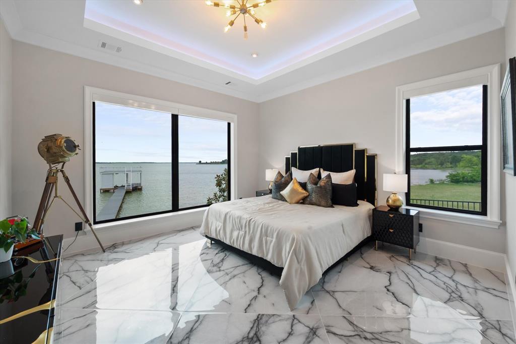 Diamond Point - Residential