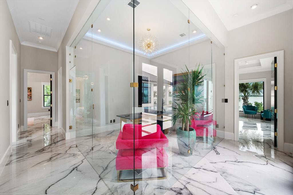 Diamond Point - Residential