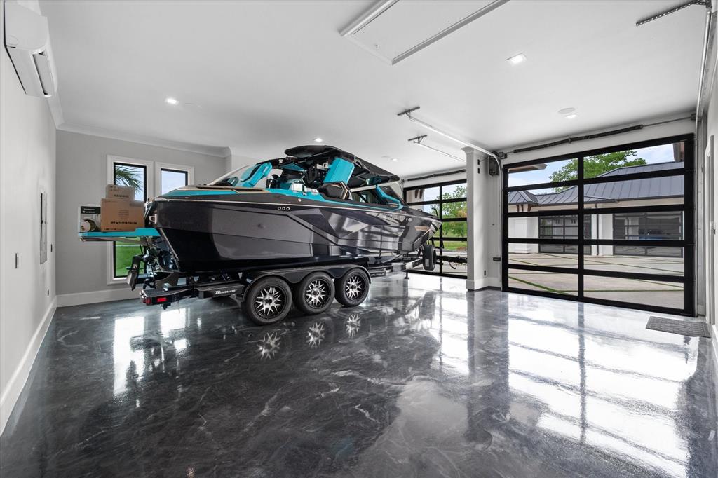 Diamond Point - Residential