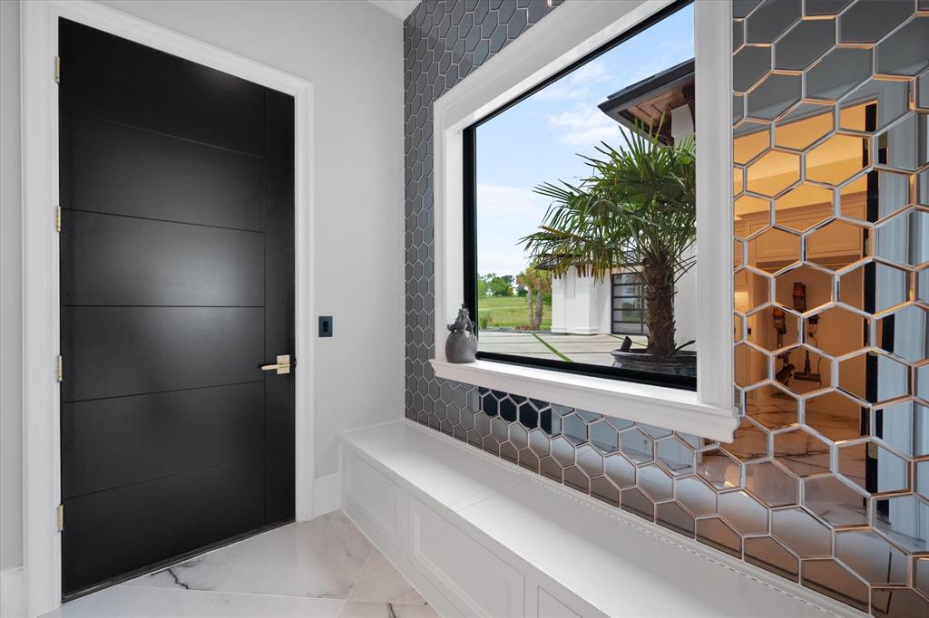 Diamond Point - Residential