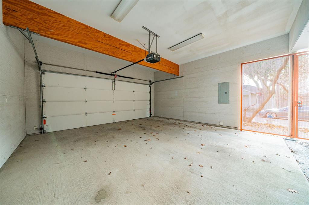 Dwellings At Rusk - Residential Lease