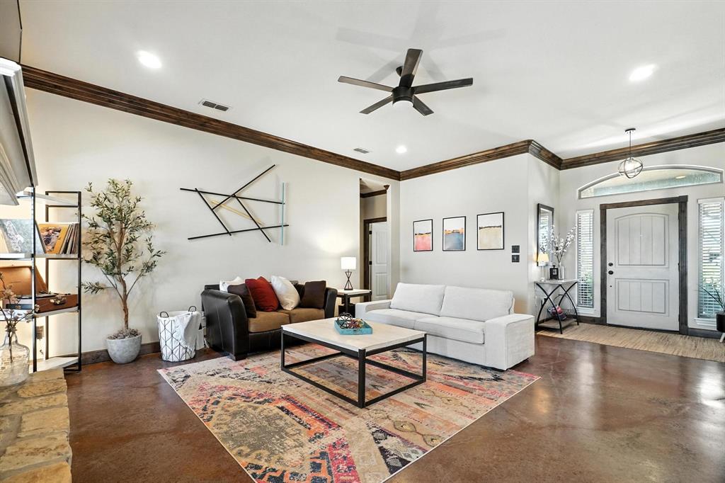 101 Rising Star Drive
