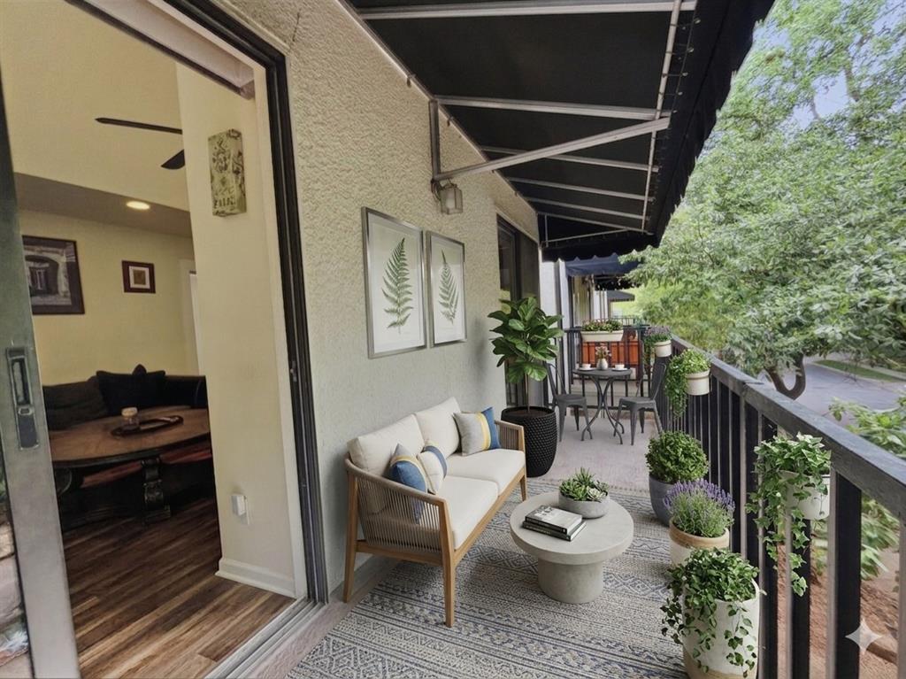 4402 Holland Avenue 202