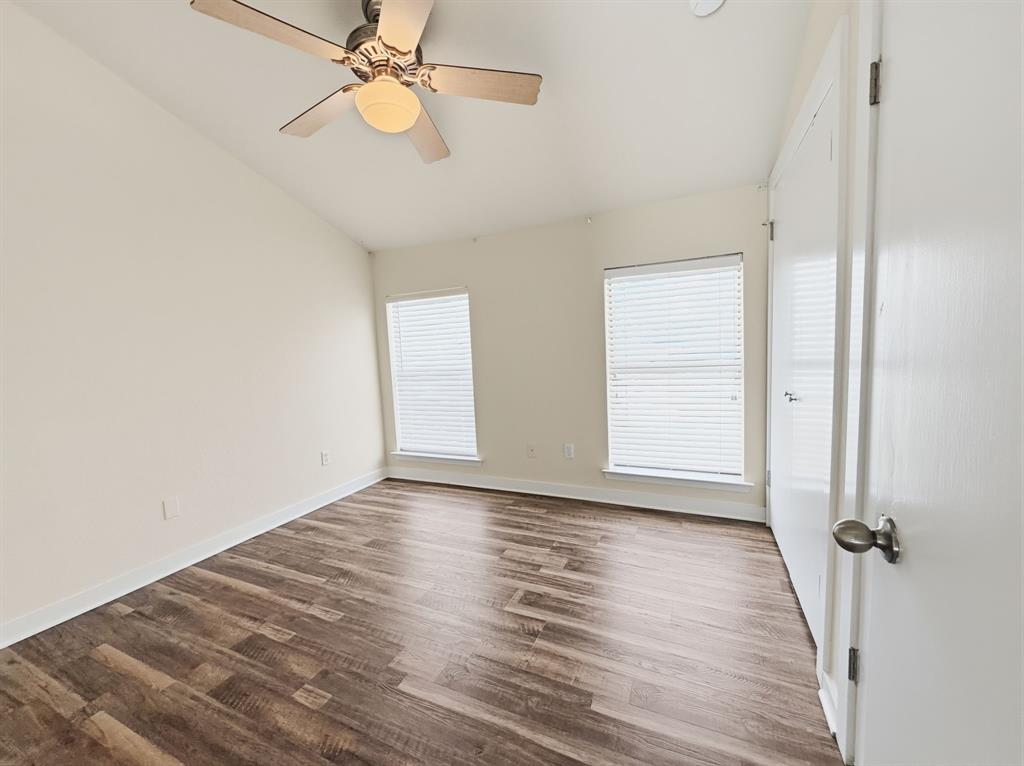 Holland Ave Condo - Residential