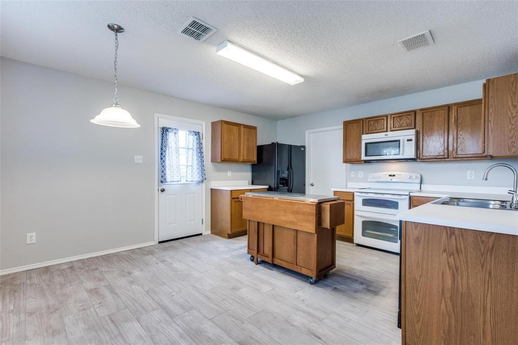 Harriet Creek Ranch Ph 2 - Residential Lease