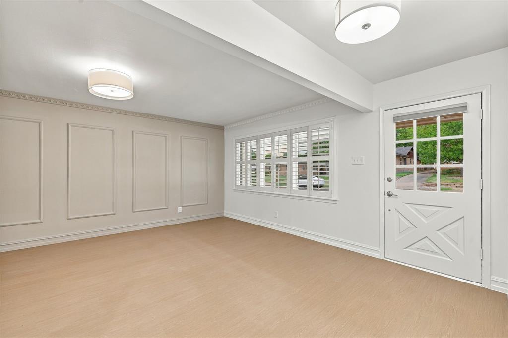 11715 Rogue Way