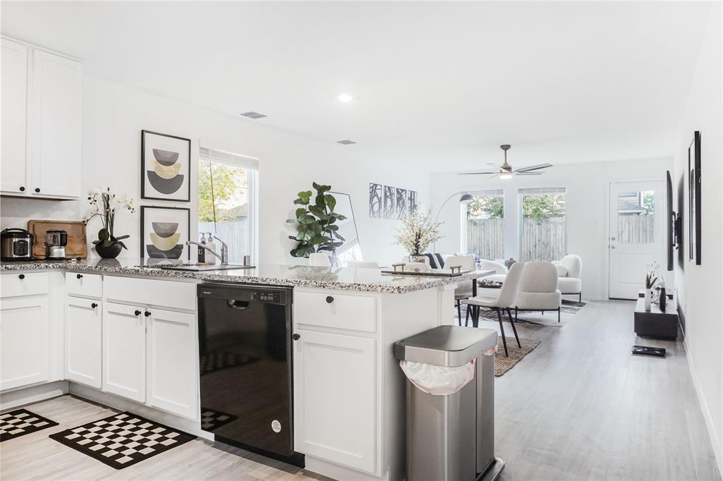 South Oak Grove Estates Add - Residential Lease