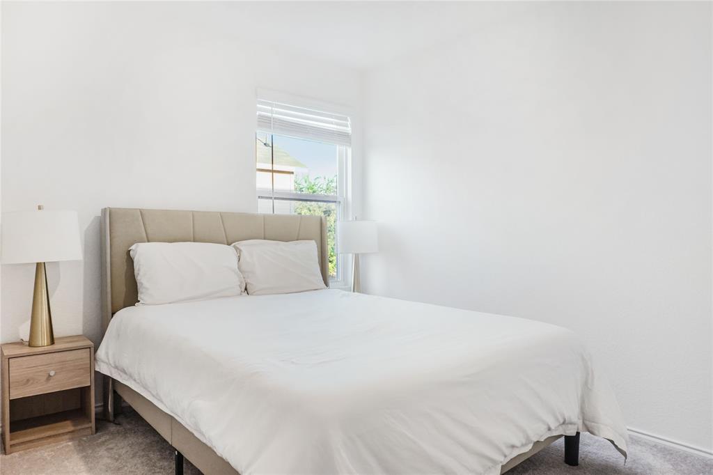 South Oak Grove Estates Add - Residential Lease