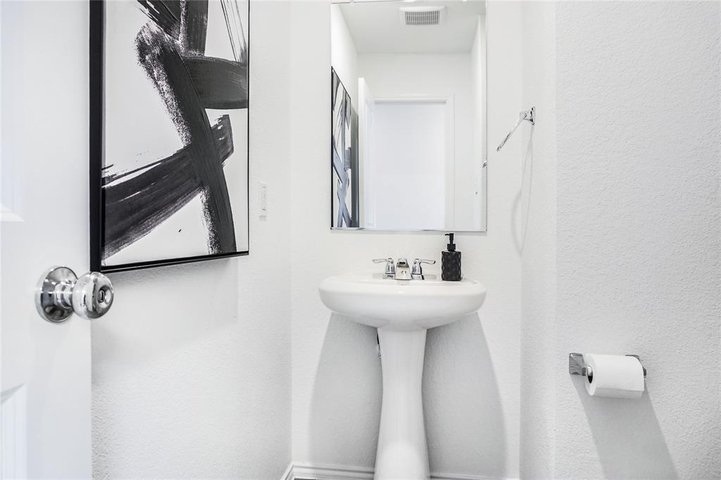 South Oak Grove Estates Add - Residential Lease