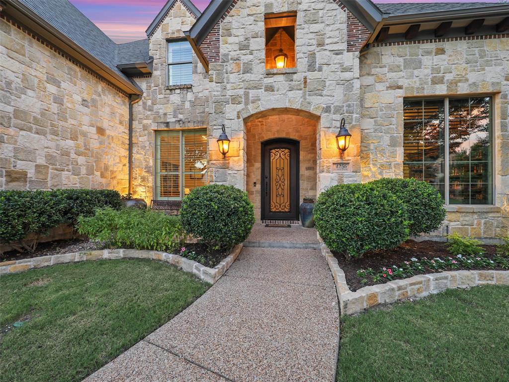 4256 Forest Park Lane
